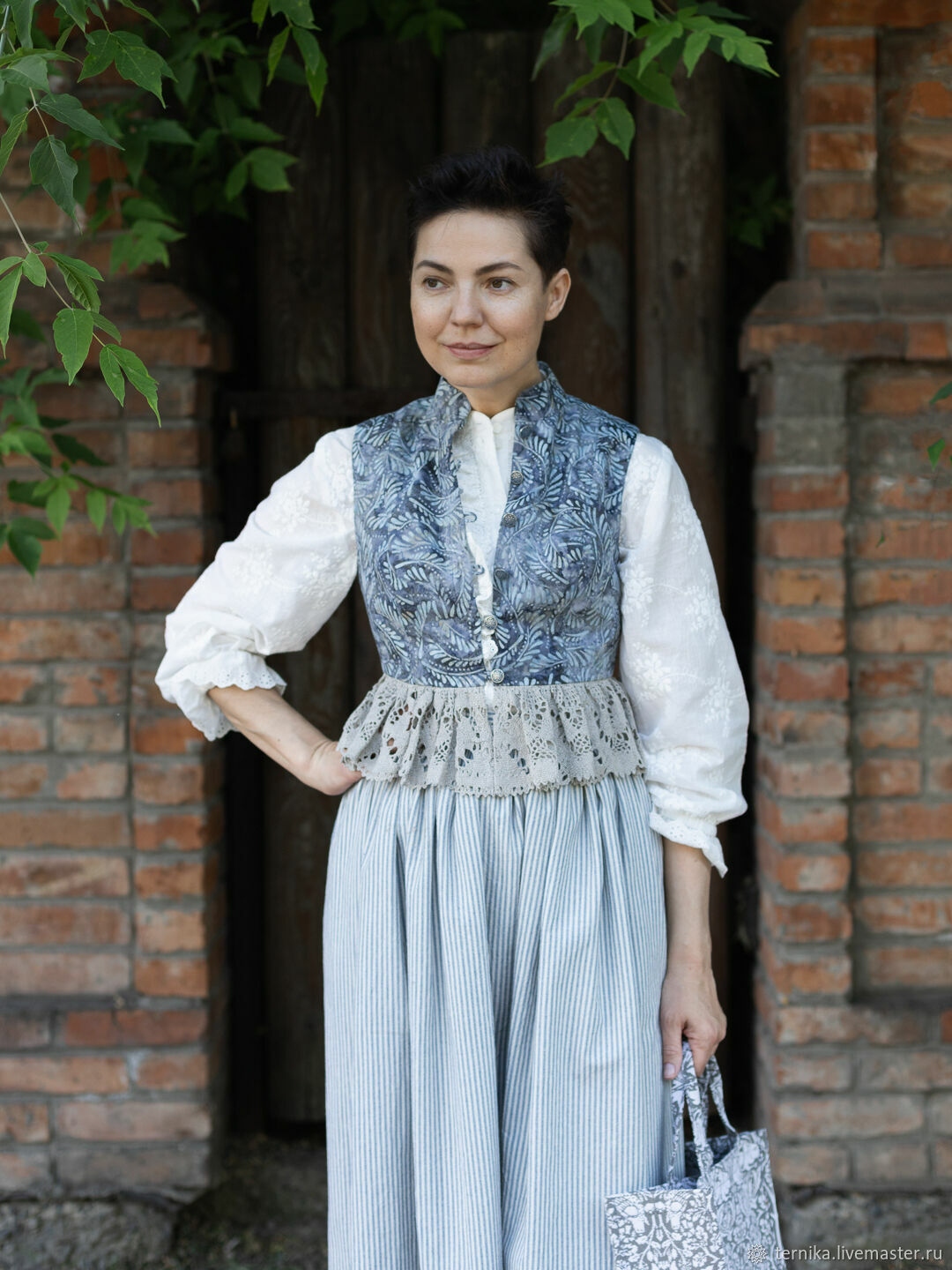 0a8d542bc8398151eb10a7a2f7gb–odezhda-zhilet-esmeralda-iz-hlopka-batik